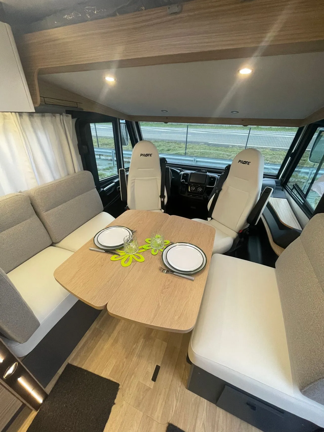 Camping-car - Pilote - G 740 FJG Evidence - 2026