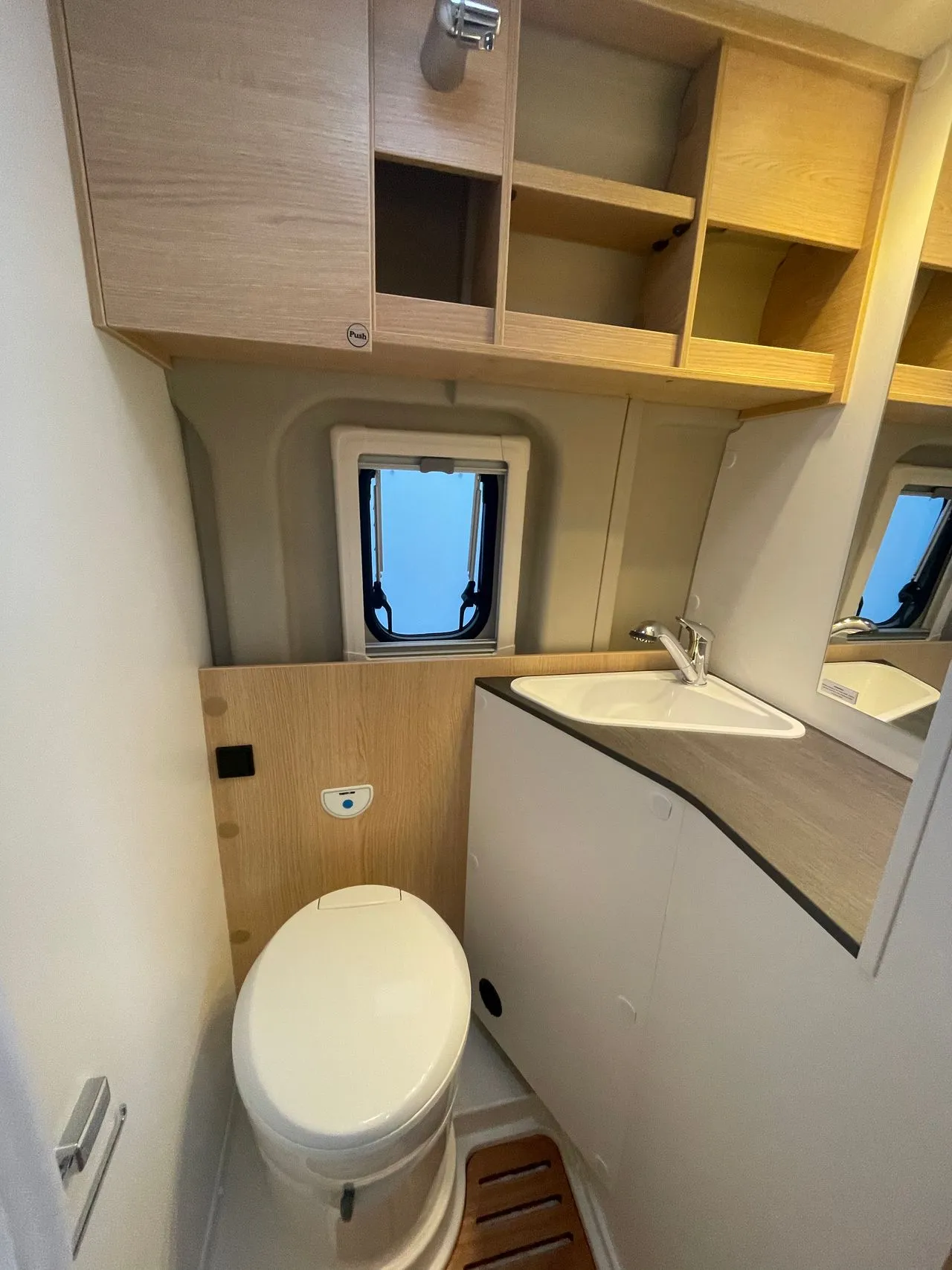 Fourgon aménagé - Sunlight - Cliff 600 - 2026