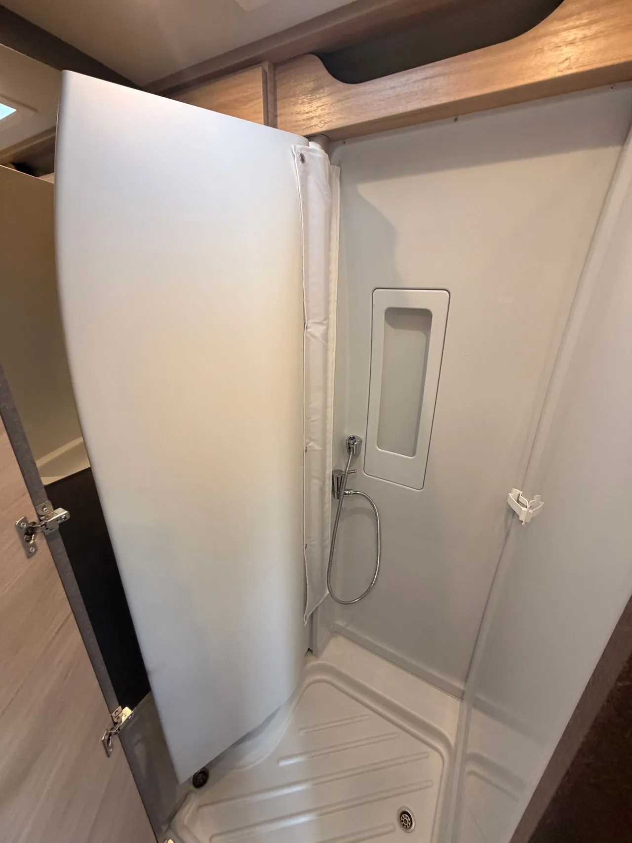 Fourgon aménagé - Dethleffs - Globetrail Active 600 DS - 2026