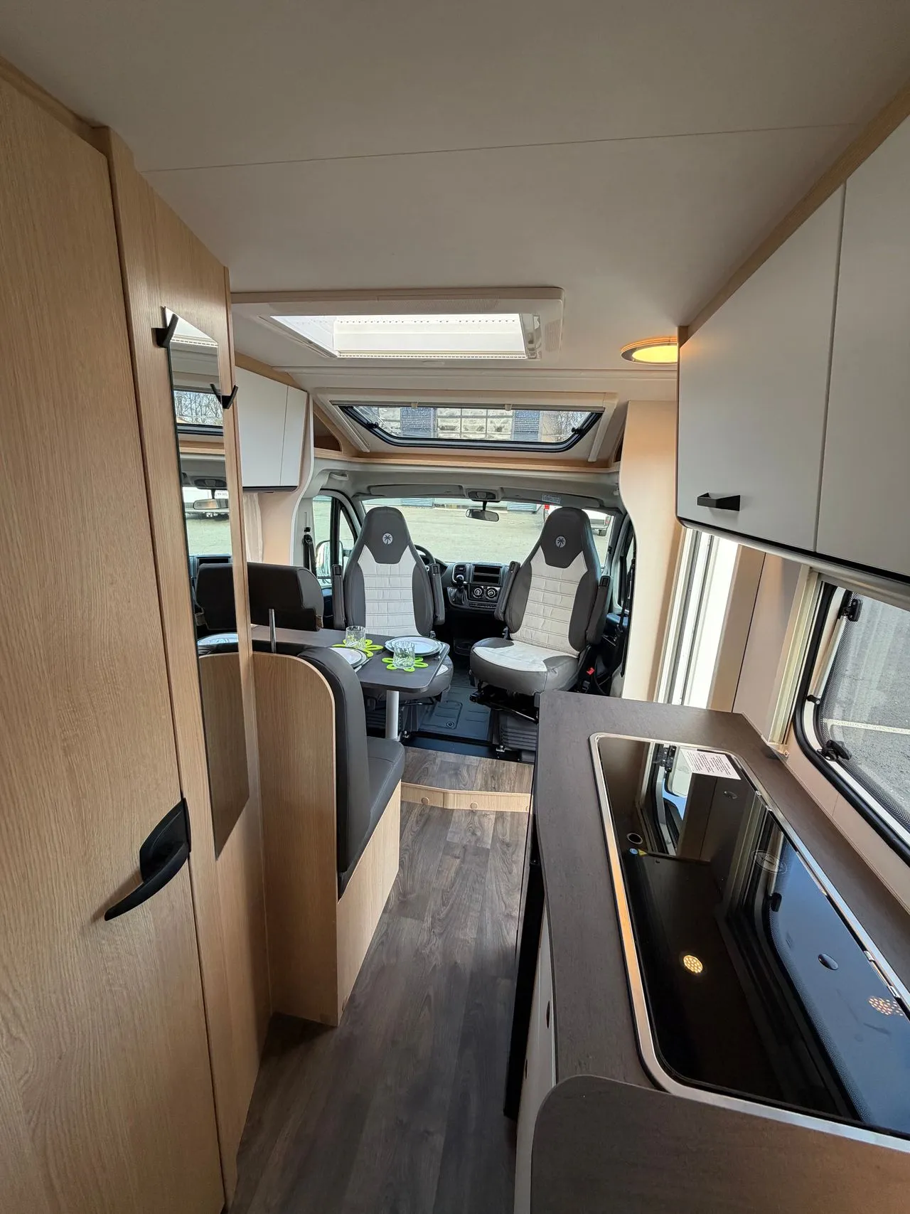 Camping-car - Sunlight - V 69 Adventure - 2026