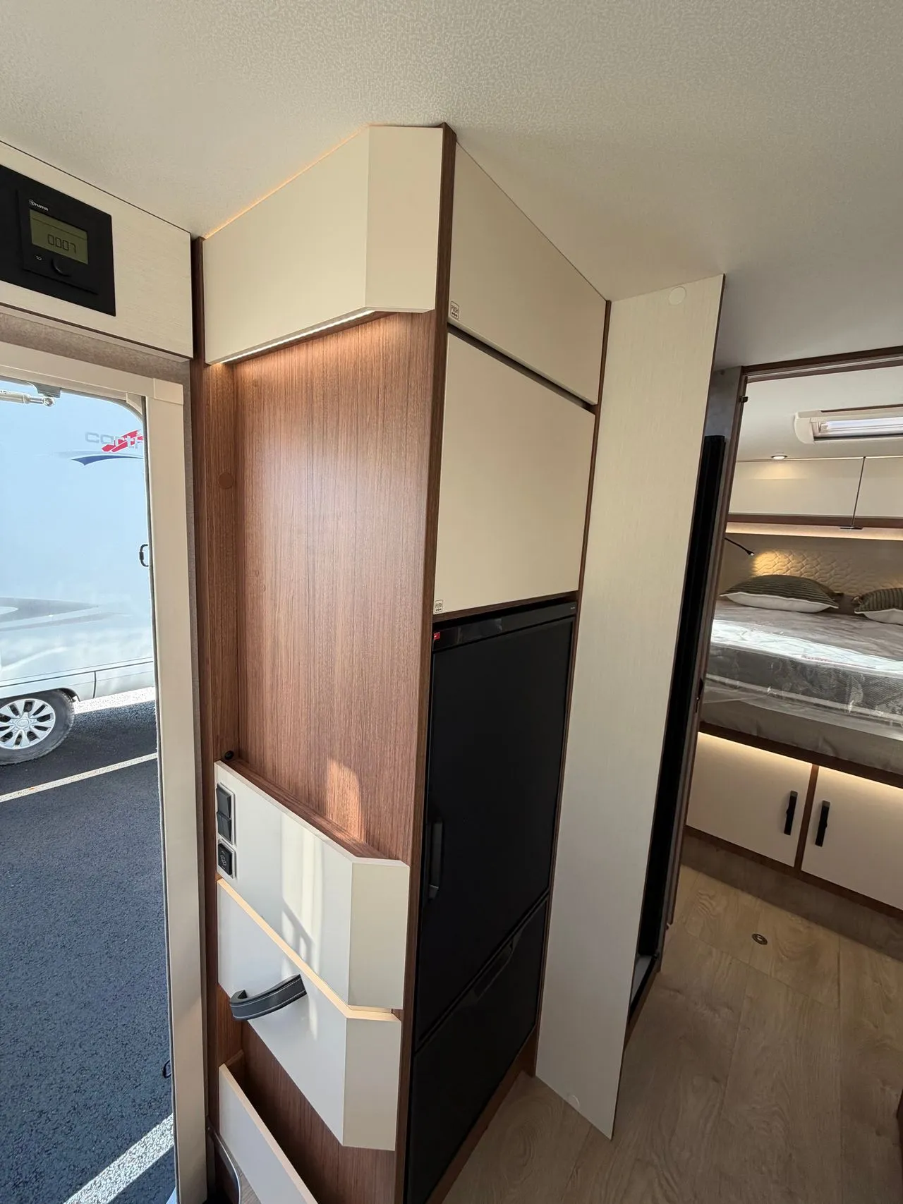 Camping-car - Fleurette - Discover 75 LMF Wellness - 2026