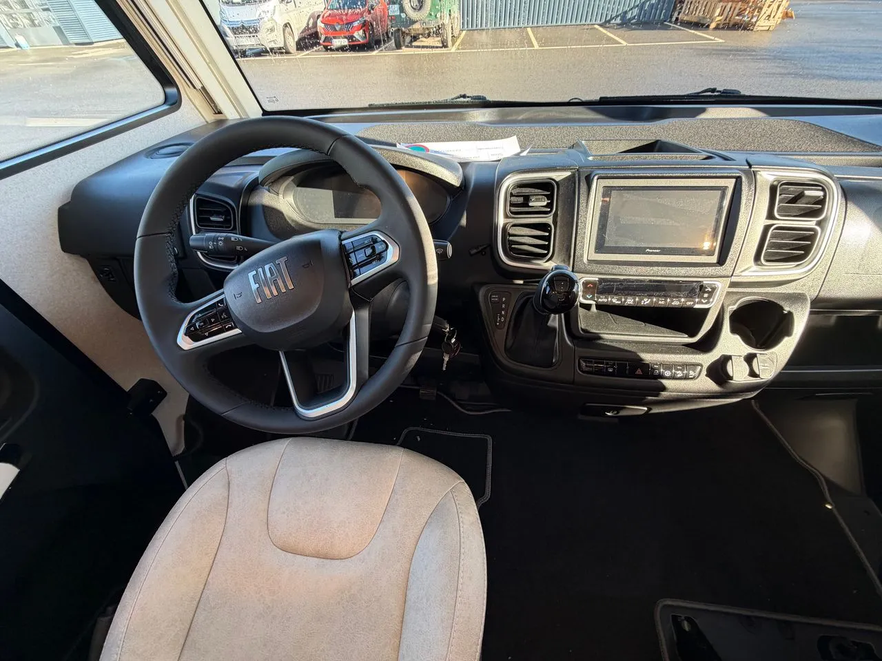 Camping-car - Fleurette - Discover 75 LMF Wellness - 2026