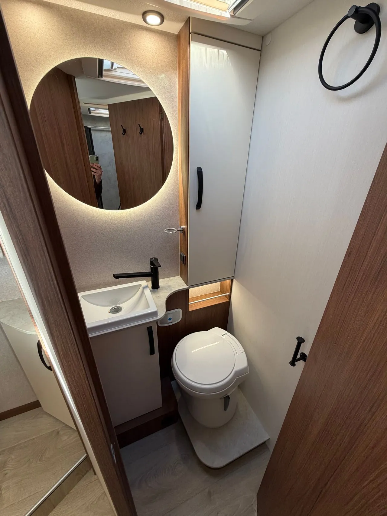 Camping-car - Fleurette - Discover 75 LMF Wellness - 2026