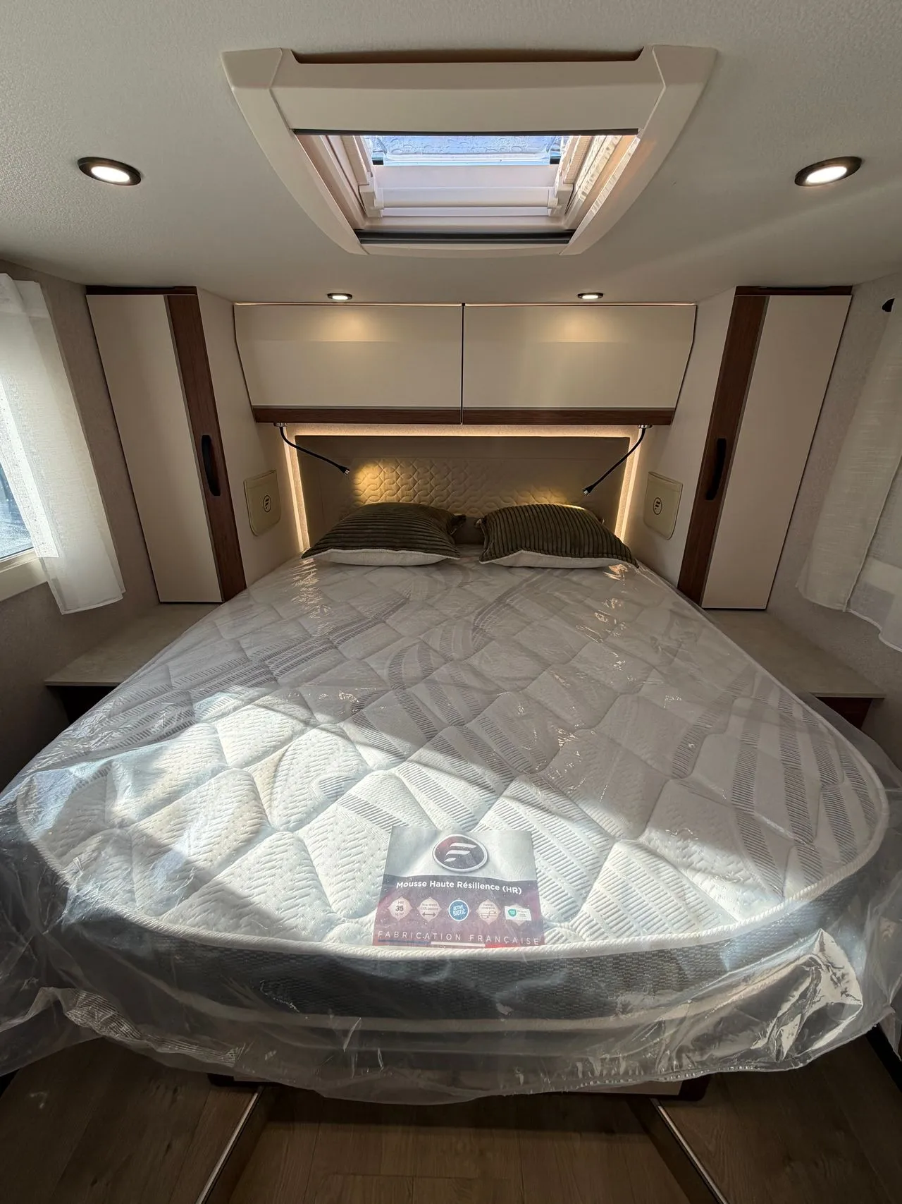 Camping-car - Fleurette - Discover 75 LMF Wellness - 2026