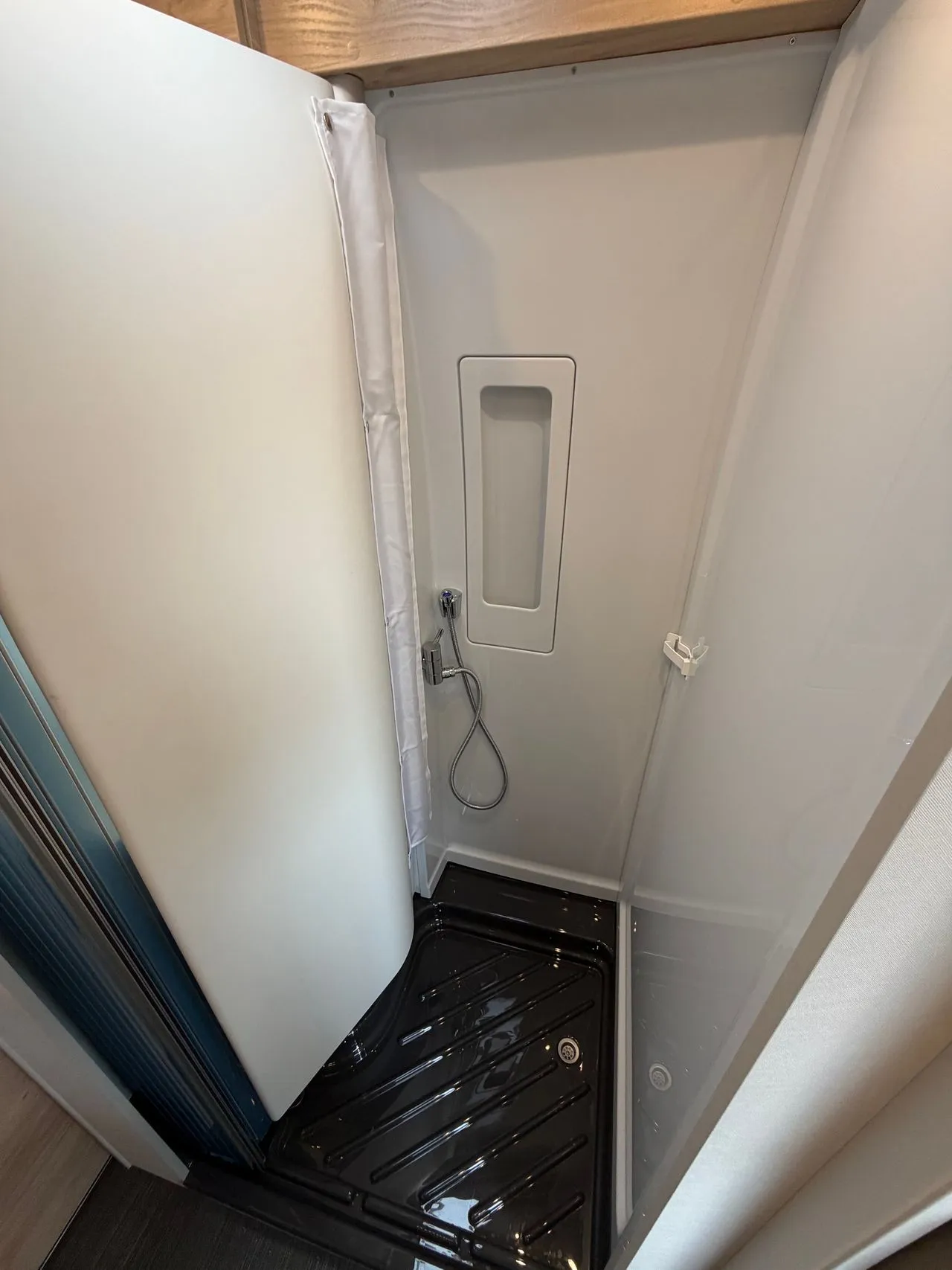 Fourgon aménagé - Dethleffs - Globetrail 600 DS - 2026