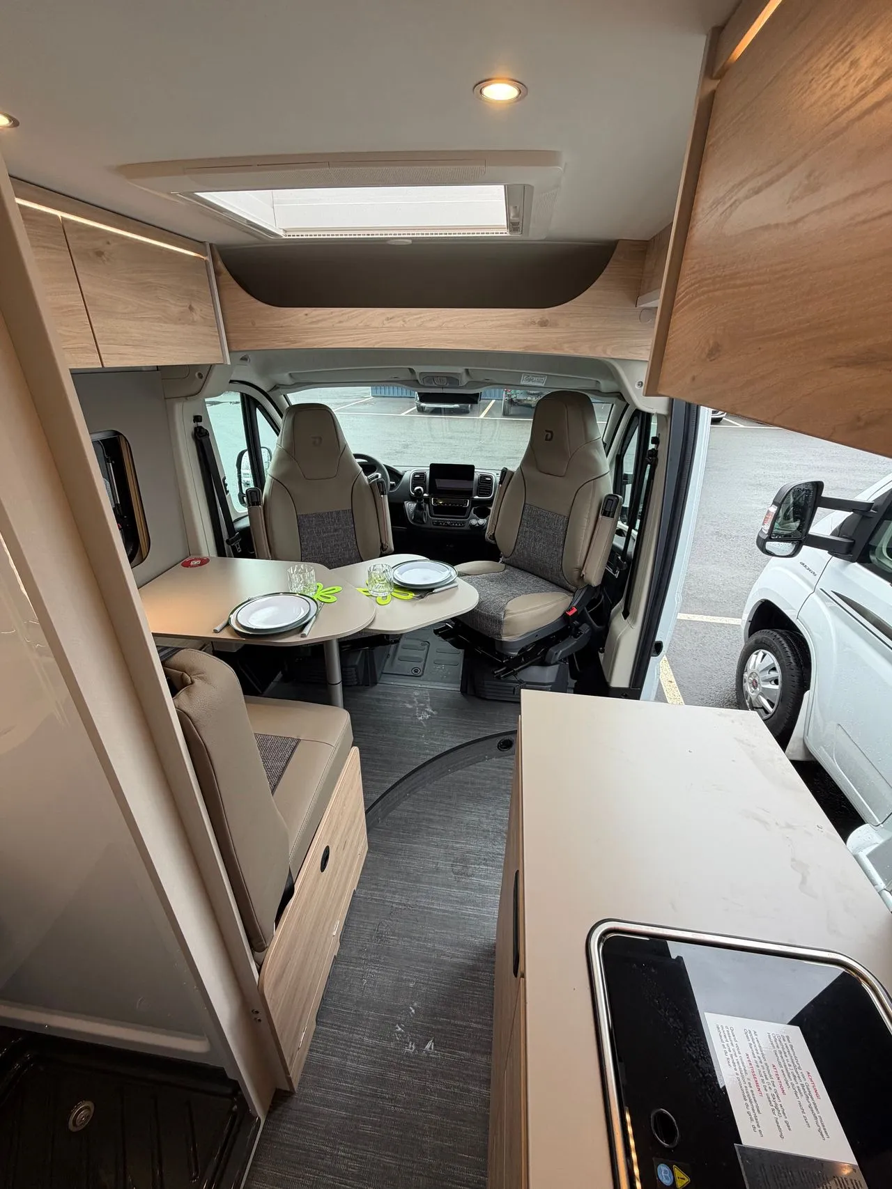 Fourgon aménagé - Dethleffs - Globetrail 600 DS - 2026