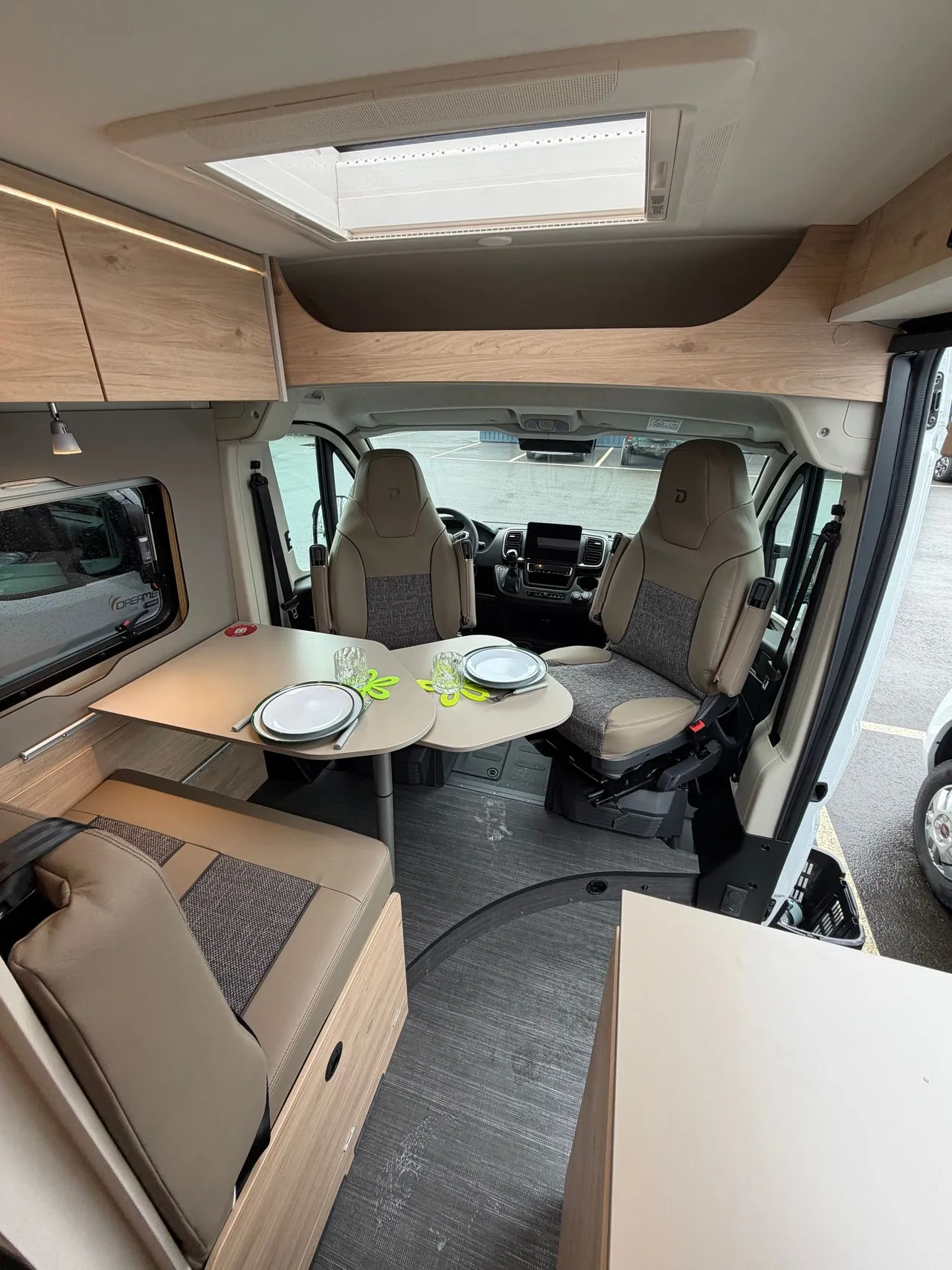 Fourgon aménagé - Dethleffs - Globetrail 600 DS - 2026