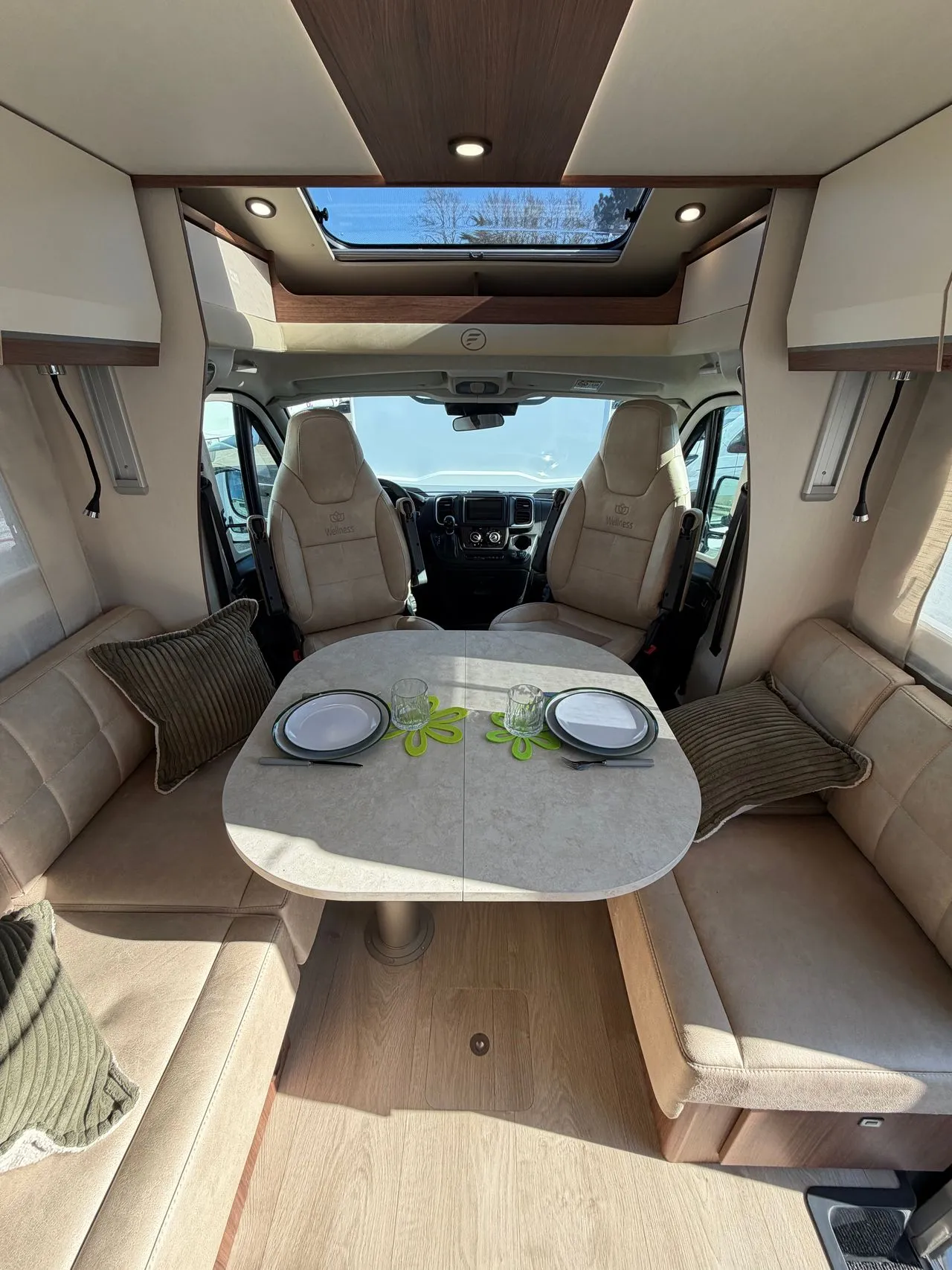 Camping-car - Fleurette - Magister 74 LMF WELLNESS - 2026