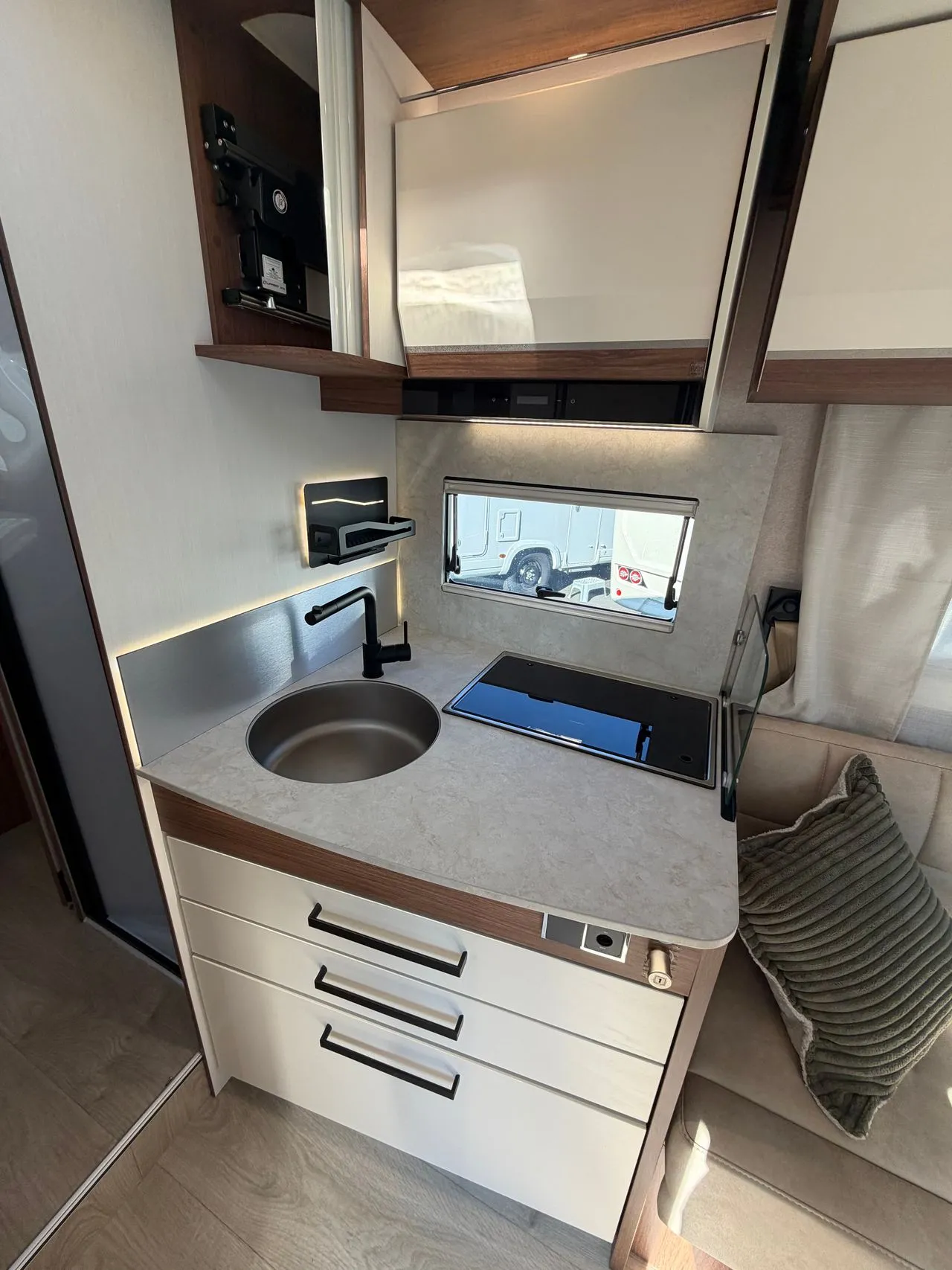 Camping-car - Fleurette - Magister 74 LMF WELLNESS - 2026