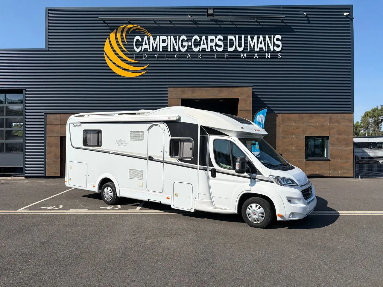 Camping-car occasion – Profilé — Camping-car profilé