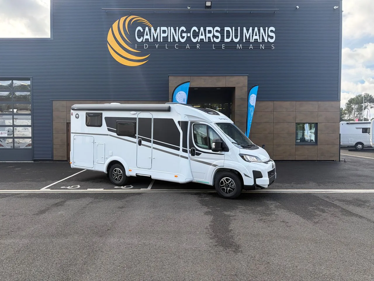 V 67 S Adventure Edition 