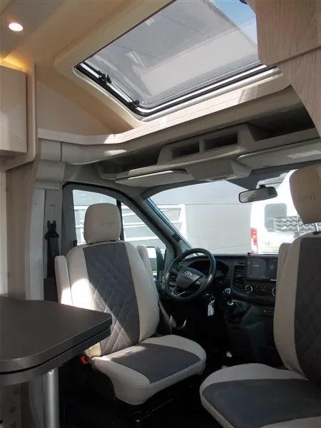 Camping-car - Burstner - Lineo T 690 G - 2023