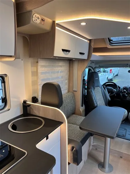 Camping-car - Burstner - Skyline Lyseo T 732 - 2025