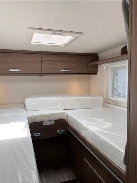 Camping-car - Carado - V 337 - 2025