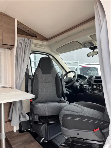 Camping-car - Carado - V 337 - 2025