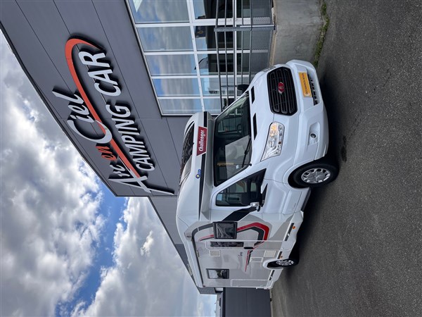 Camping-car CHALLENGER Graphite 348