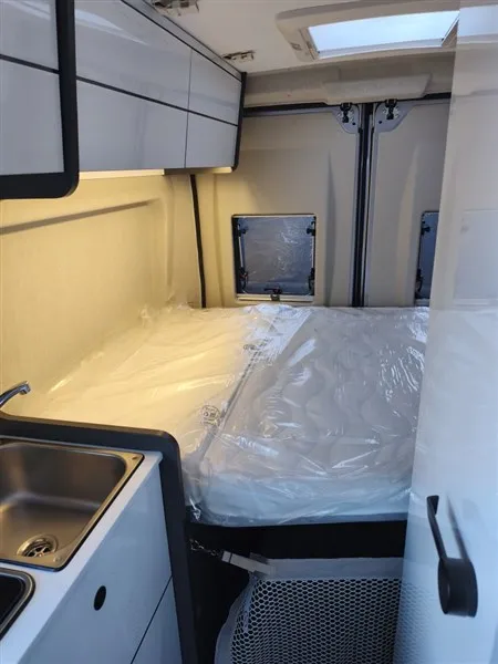 Fourgon aménagé - Mc Louis - Menfys 1 - 2026