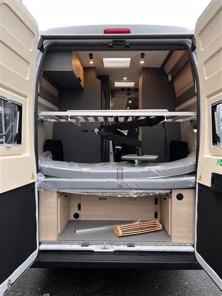 Fourgon aménagé - Dreamer - Camper five - 2026