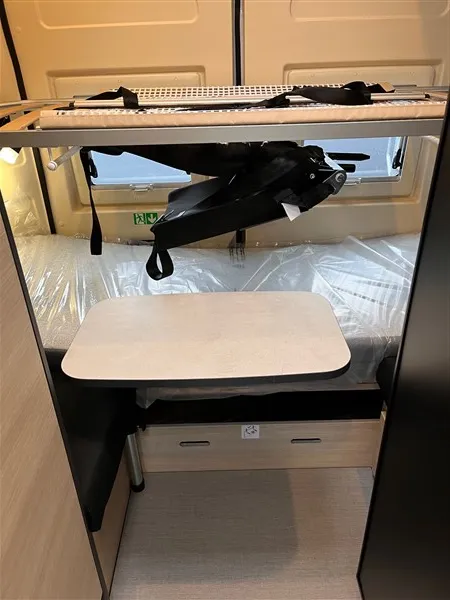 Fourgon aménagé - Dreamer - Camper five - 2026