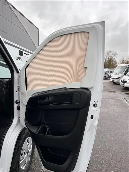 Fourgon aménagé - Dreamer - Camper five - 2026