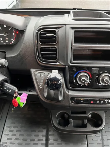 Fourgon aménagé - Dreamer - Camper five - 2026