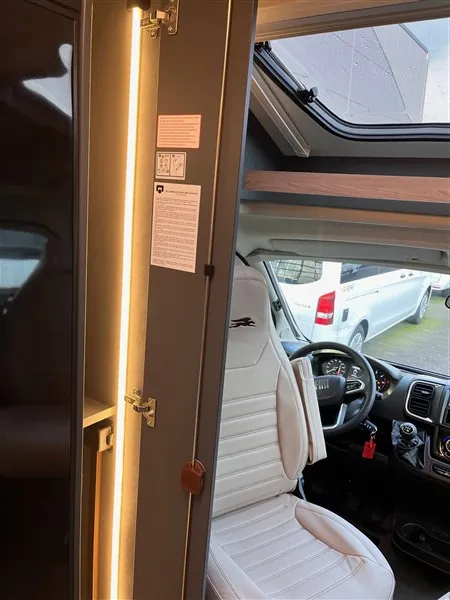 Camping-car - Laika - kosmo L 105 - 2025