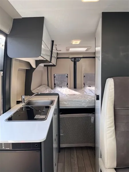 Fourgon aménagé - Mc Louis - Menfys 3 - 2026