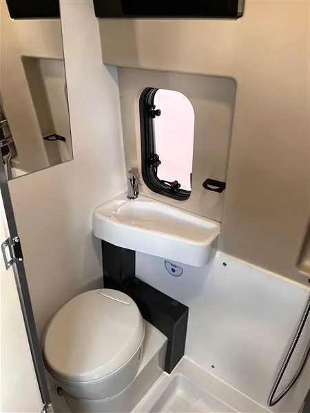 Fourgon aménagé - Mc Louis - Menfys 3 - 2026