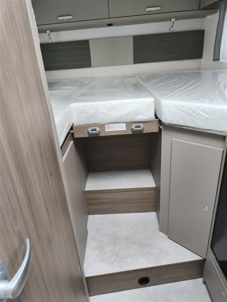 Camping-car - Carado - T 328 pro + 20 ans - 2027