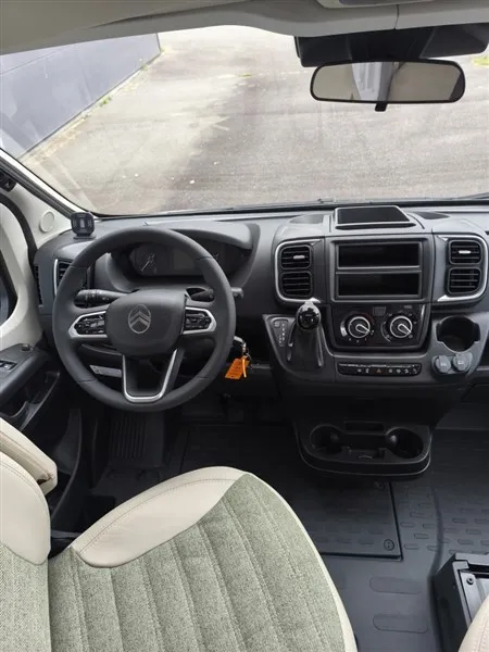 Camping-car - Carado - T 328 pro + 20 ans - 2027
