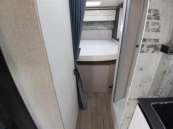 Camping-car - Mc Louis - MC4-379 - 2027