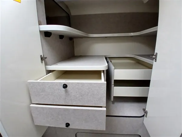 Camping-car - Mc Louis - MC4 Slim 337