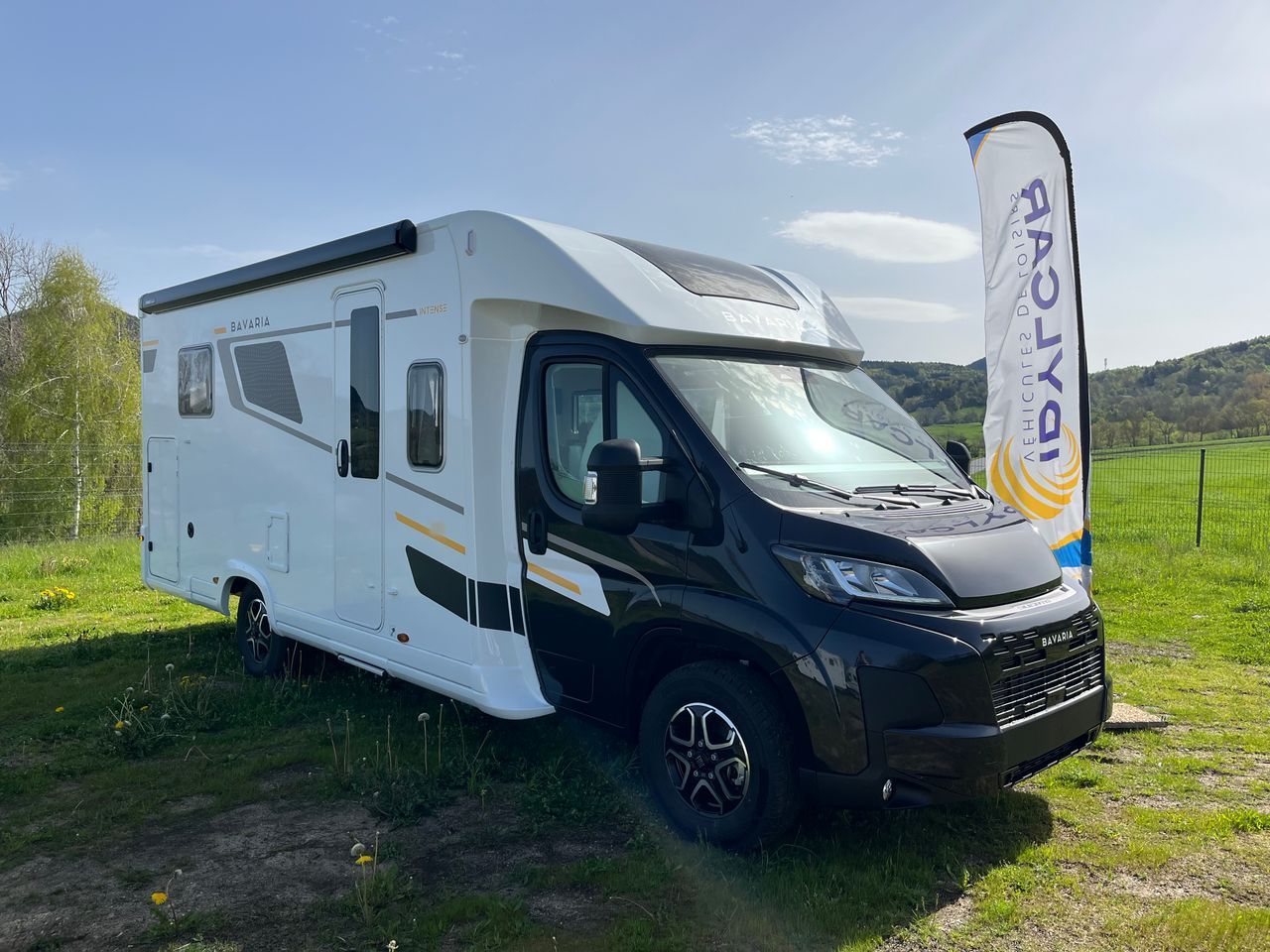 Camping-car BAVARIA T 720 FC INTENSE