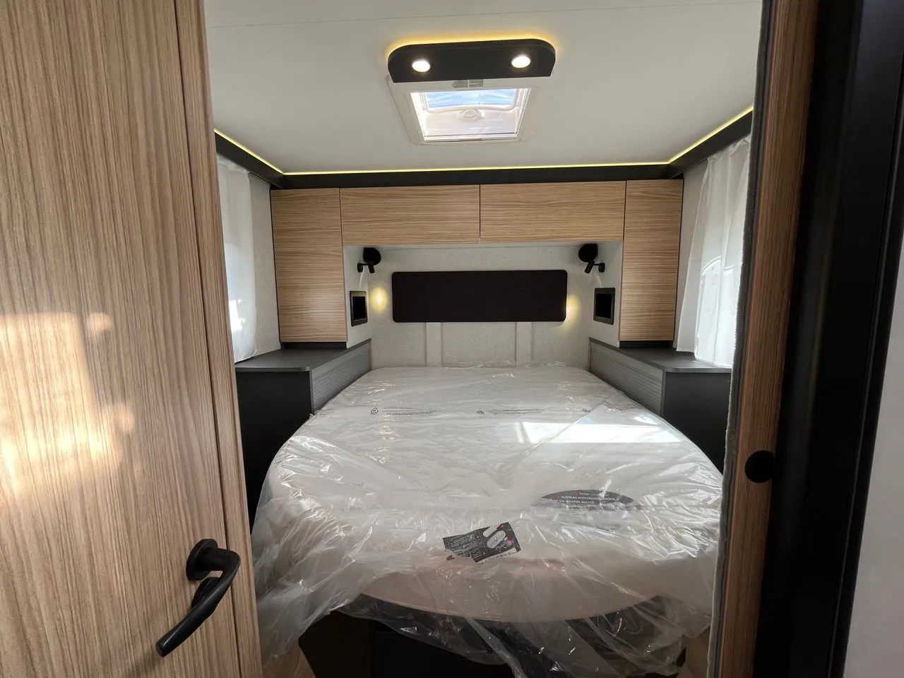 Camping-car - Bavaria - T 720 FC INTENSE - 2025