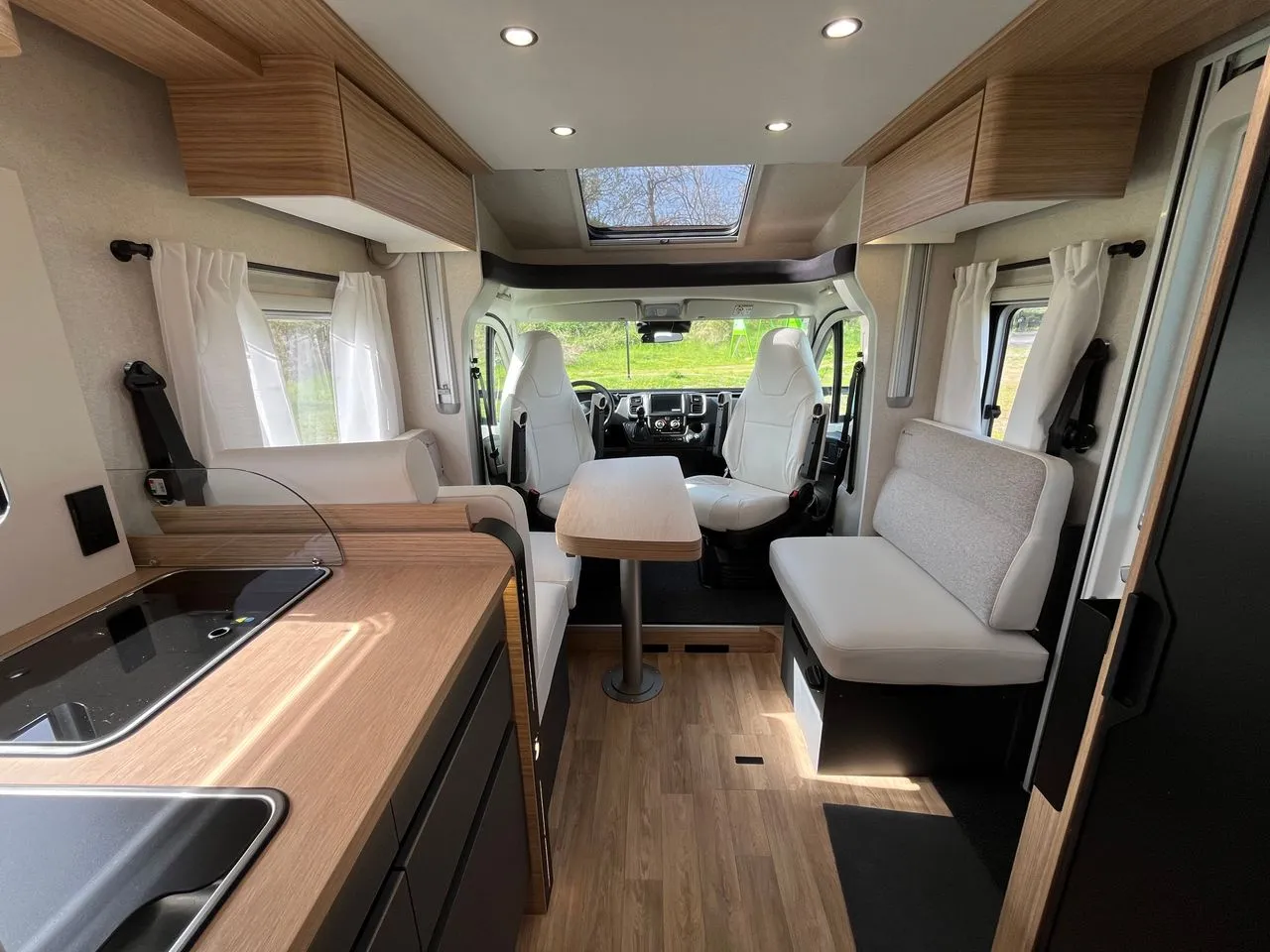 Camping-car - Bavaria - T 720 FC INTENSE - 2025