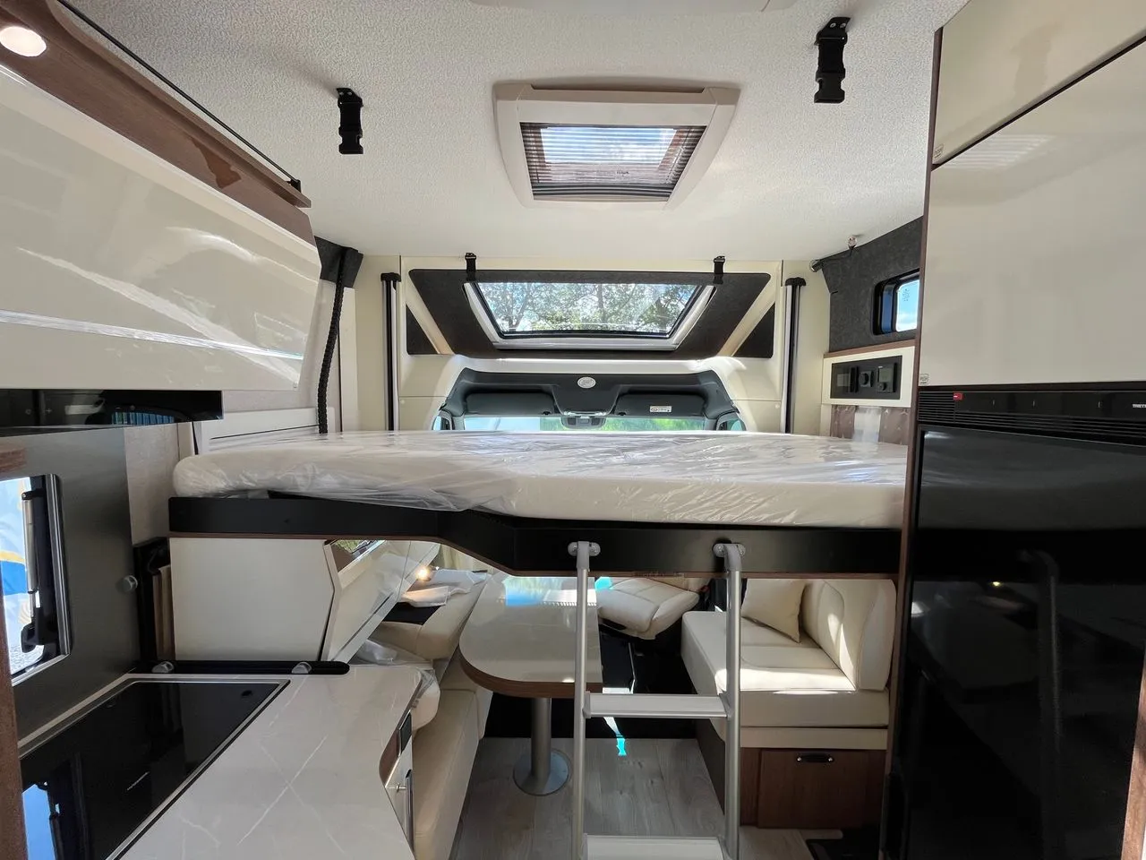 Camping-car - Fleurette - ELISTER 73 LMF - 2025