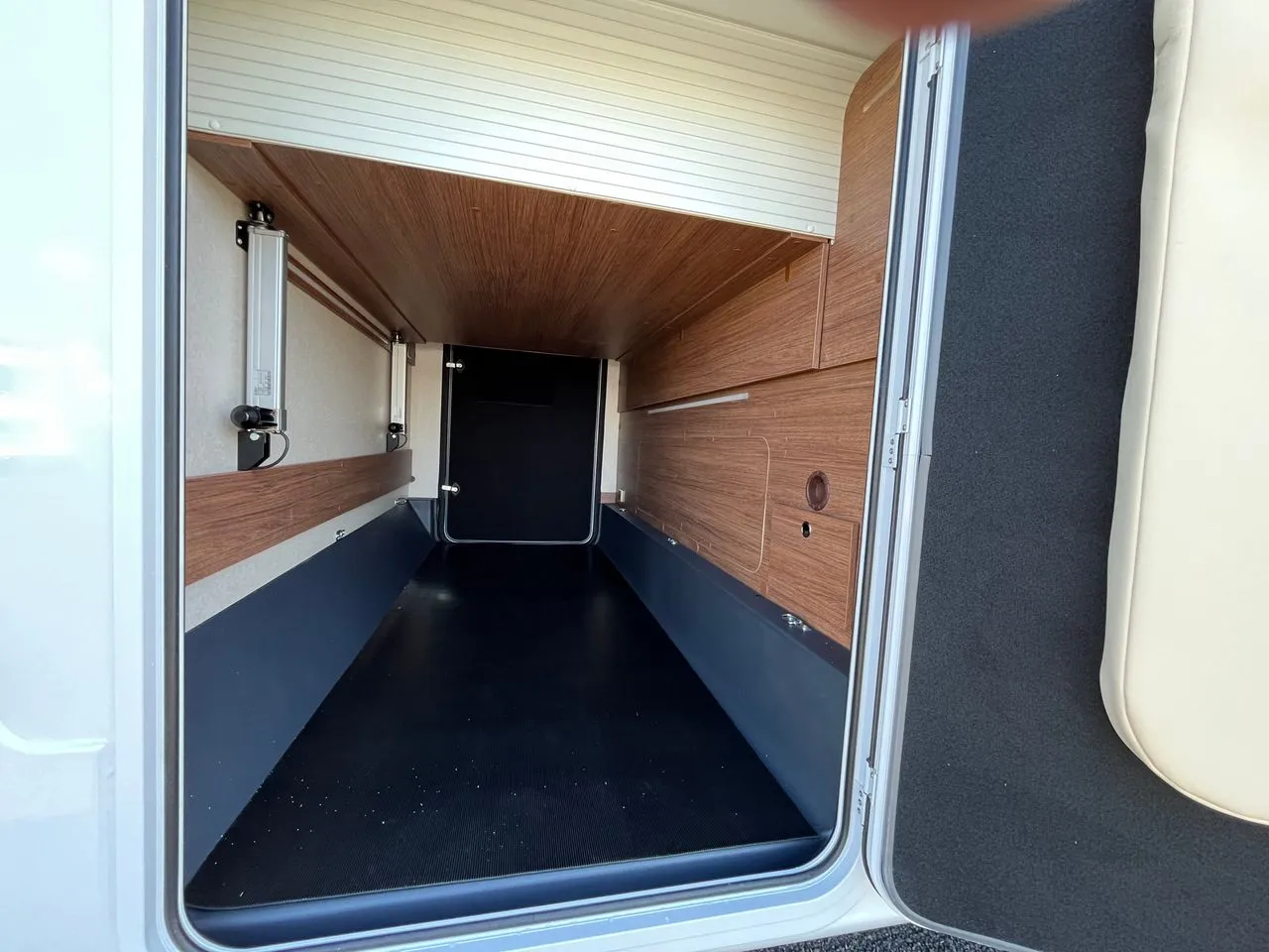 Camping-car - Fleurette - ELISTER 73 LMF - 2025