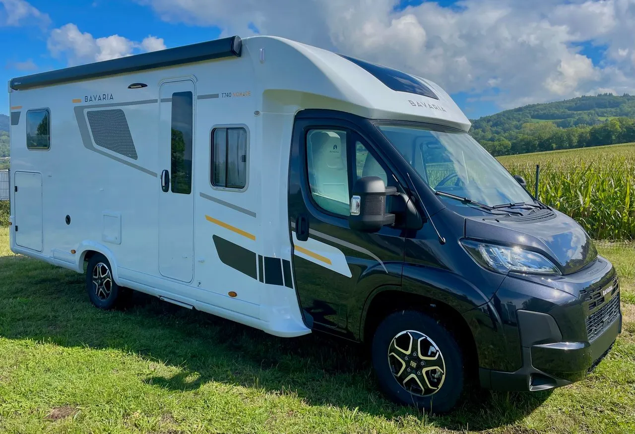 T 740 FGJ NOMADE