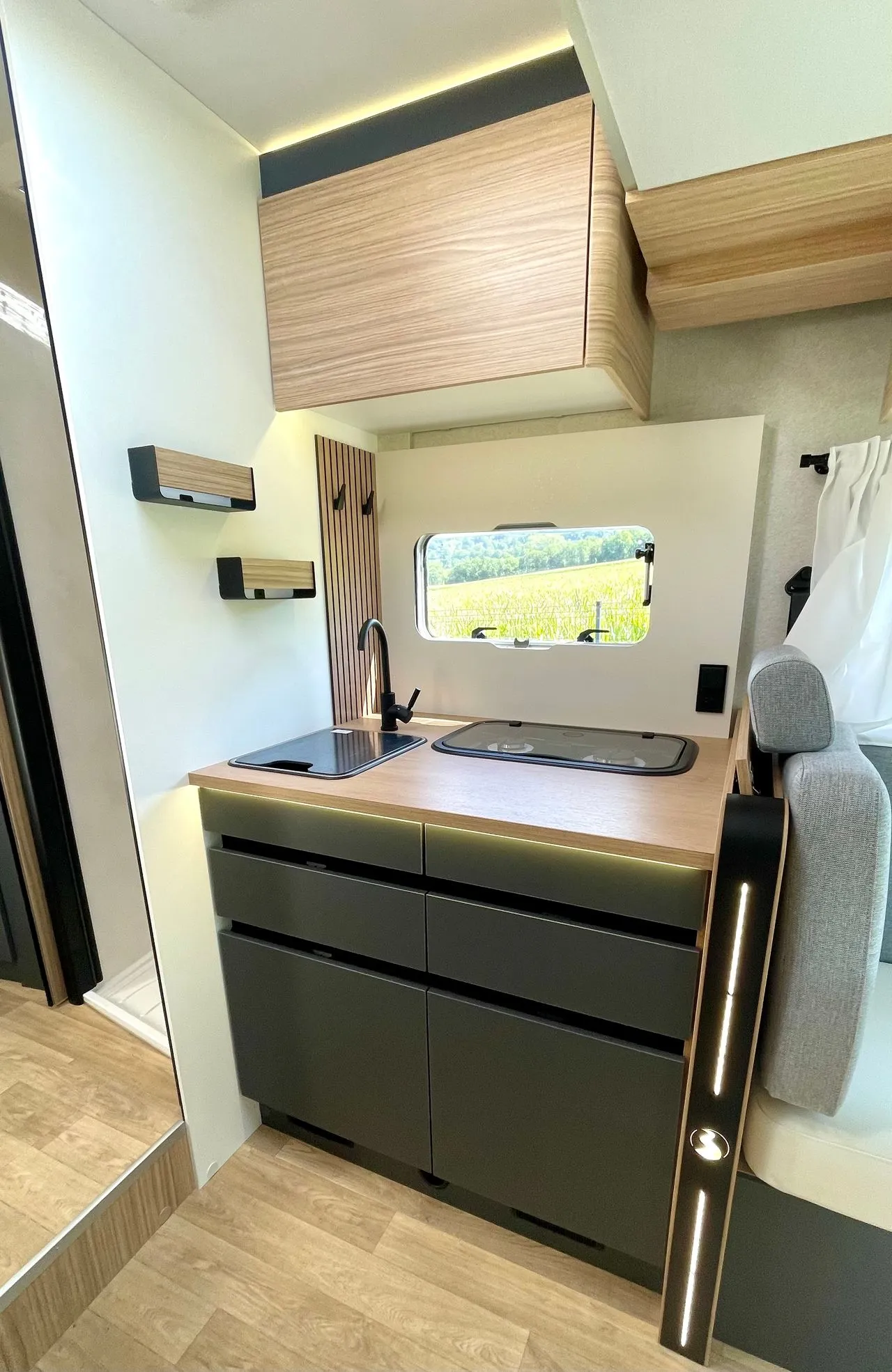 Camping-car - Bavaria - T 740 FGJ NOMADE - 2026