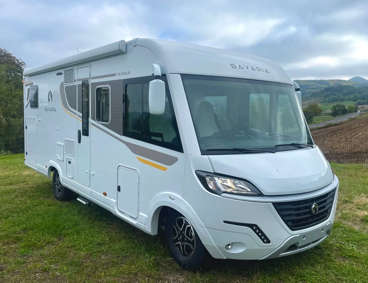 I 740 FGJ NOMADE