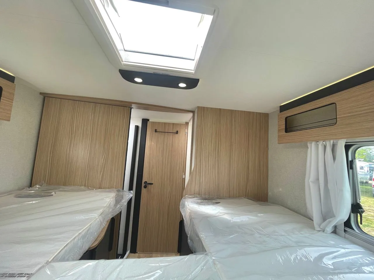 Camping-car - Bavaria - I 740 FGJ NOMADE - 2025