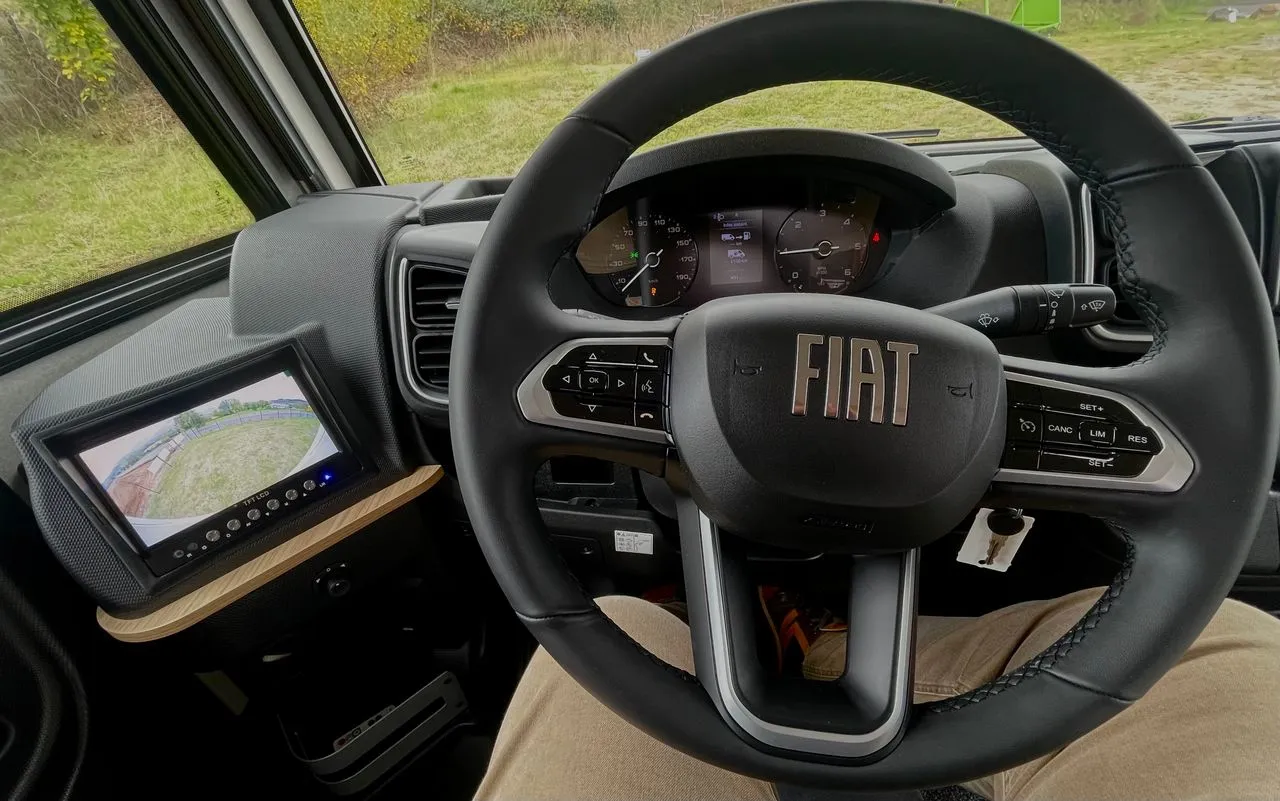 Camping-car - Bavaria - I 740 FGJ NOMADE - 2025