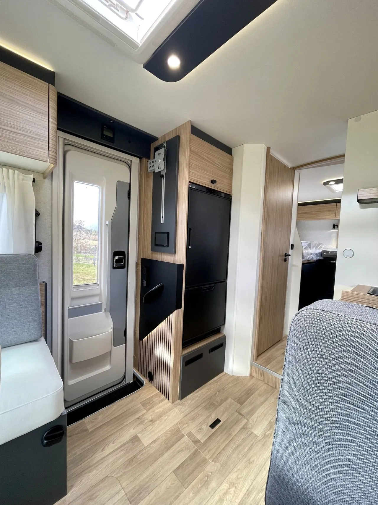 Camping-car - Bavaria - I 740 FGJ NOMADE - 2026