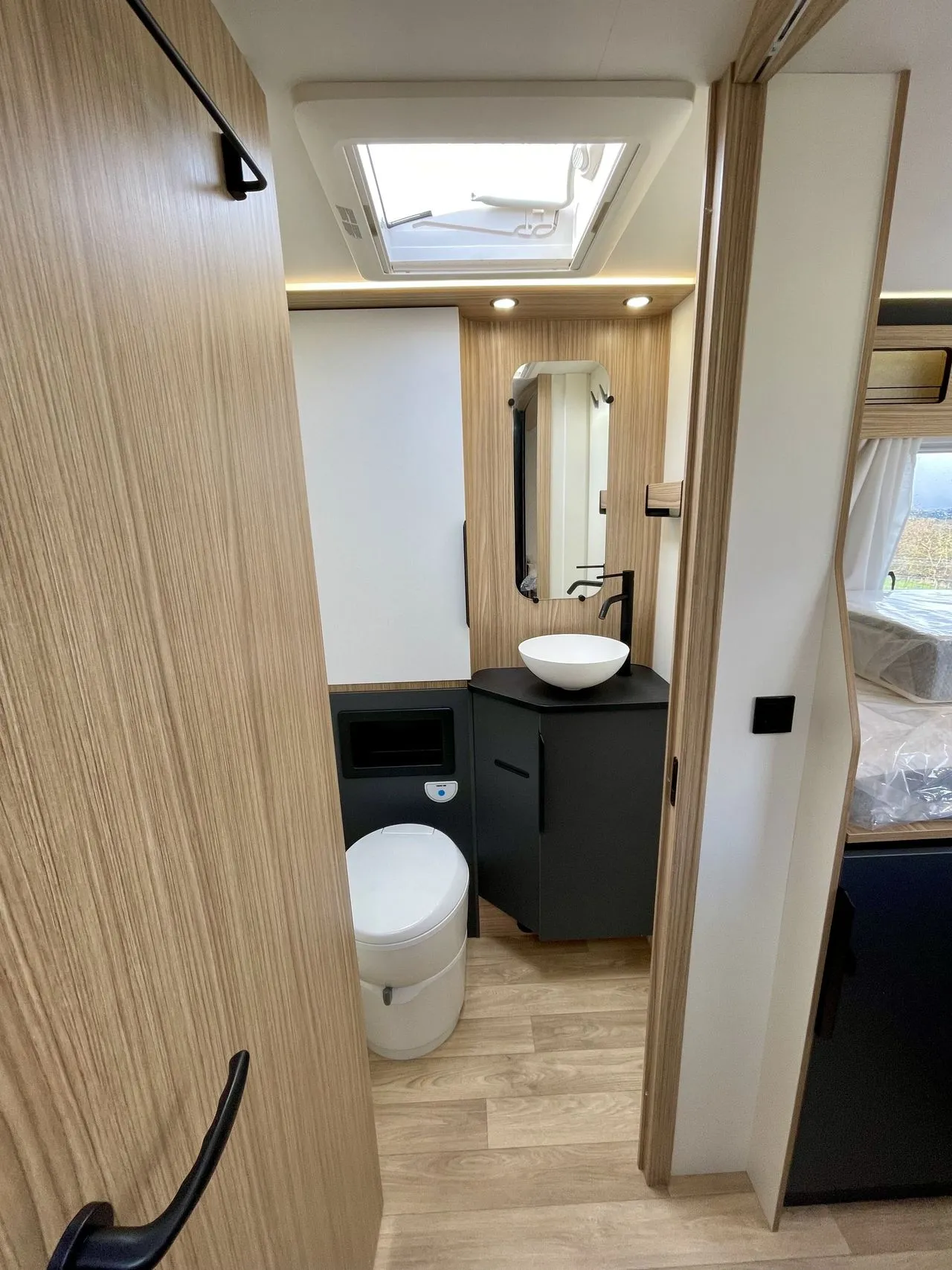 Camping-car - Bavaria - I 740 FGJ NOMADE - 2026