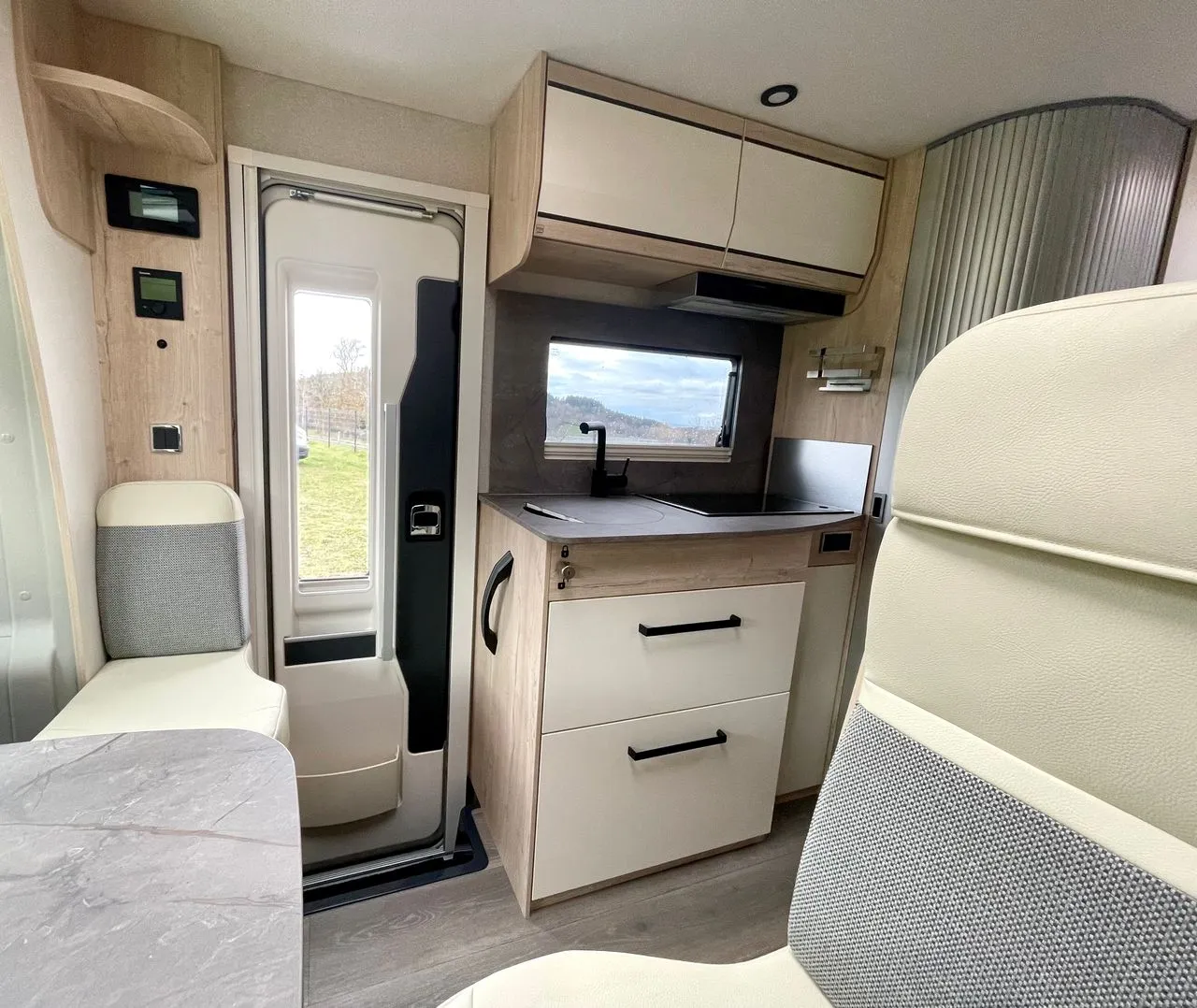 Camping-car - Fleurette - BAXTER 60 LG - 2026