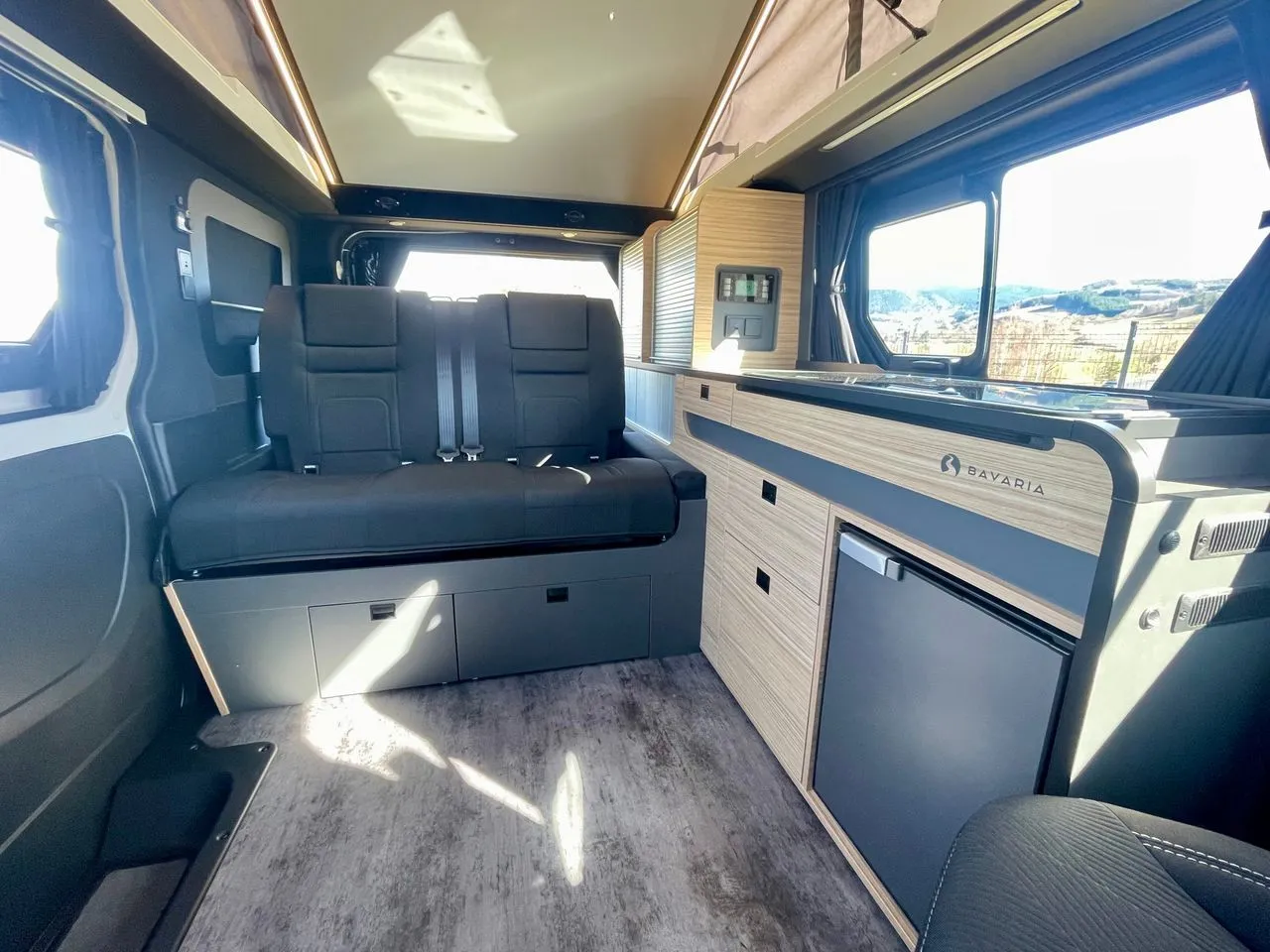 Van aménagé - Bavaria - MINI CAMP - 2026