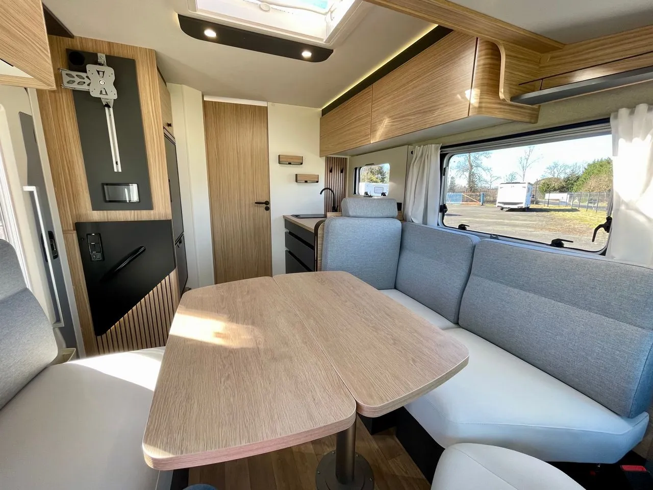 Camping-car - Bavaria - I 741 FC UNIK - 2026