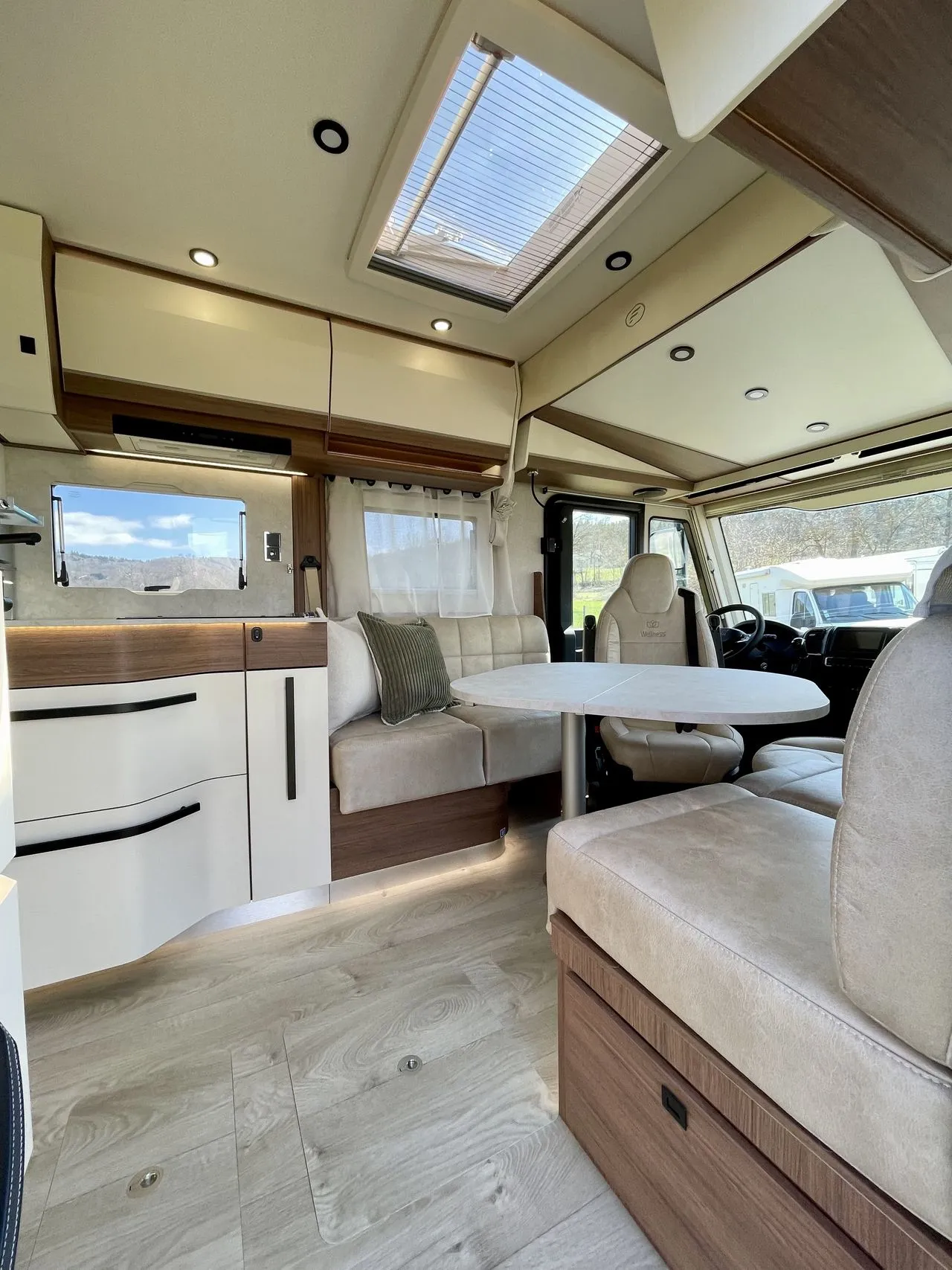 Camping-car - Fleurette - DISCOVER 75 LMF WELLNESS - 2026