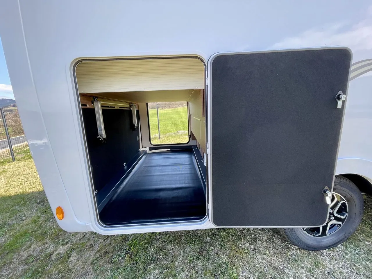 Camping-car - Fleurette - DISCOVER 75 LMF WELLNESS - 2026