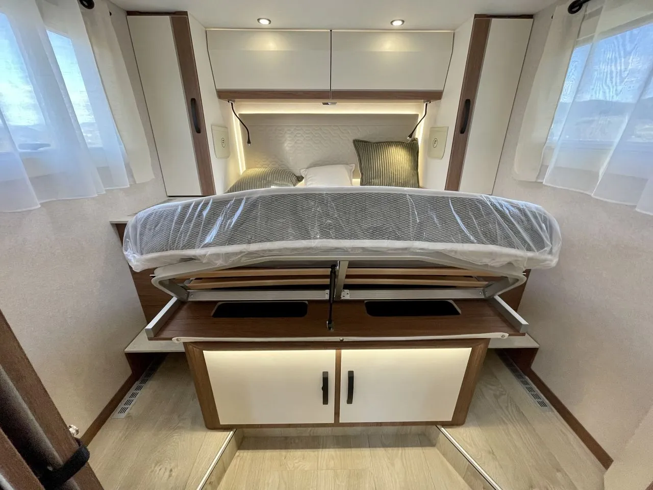 Camping-car - Fleurette - DISCOVER 75 LMF WELLNESS - 2026